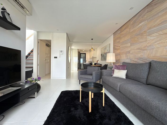 Image No.4-2 Bed Apartment for sale