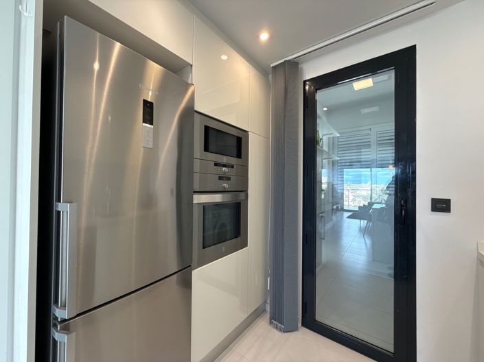 Image No.8-2 Bed Apartment for sale