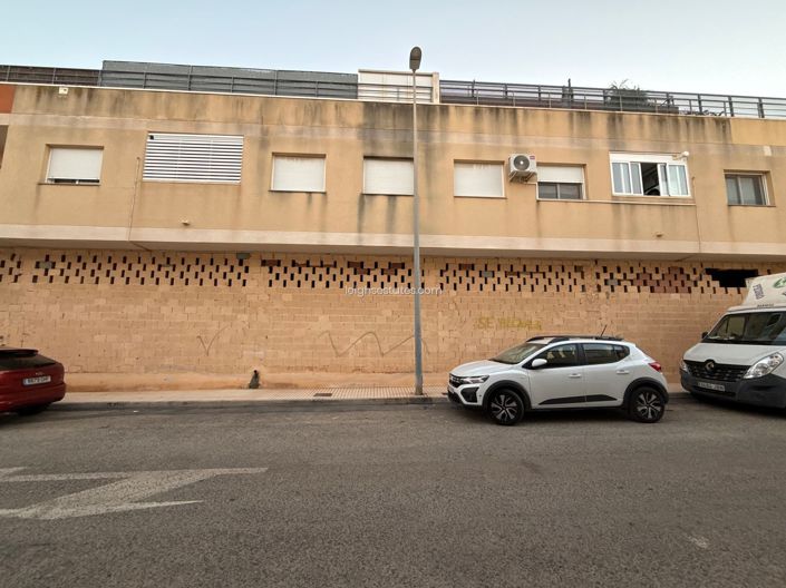 Image No.4-Commercial for sale