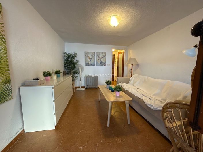 Image No.14-4 Bed Townhouse for sale