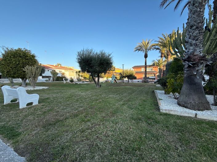 Image No.3-4 Bed Property for sale