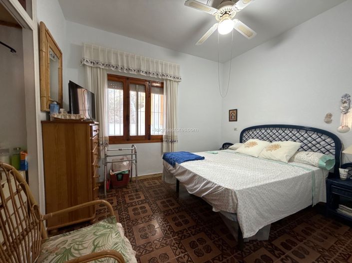 Image No.9-4 Bed Townhouse for sale