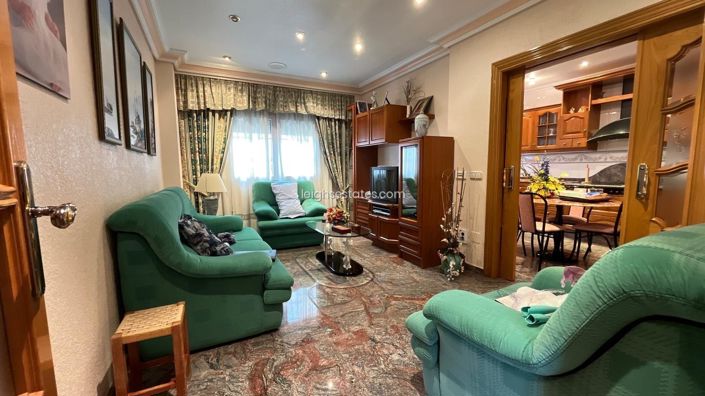 Image No.6-4 Bed Commercial for sale