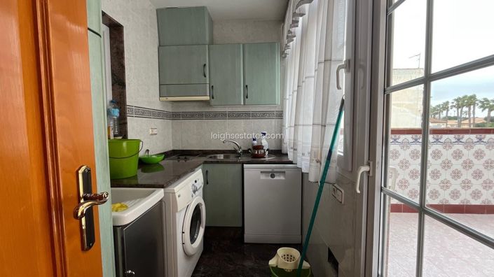 Image No.7-4 Bed Commercial for sale