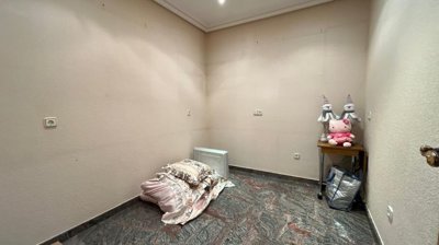 aa31717f-bb81-41e2-ac3d-3fbcfb8e4d2e