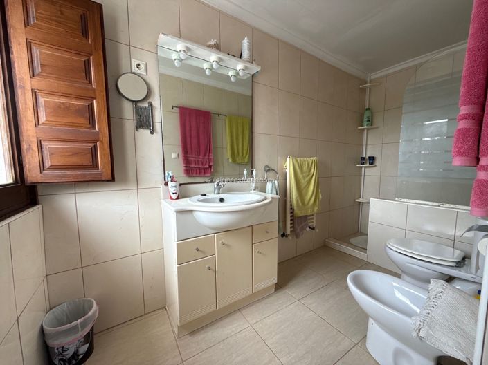 Image No.11-4 Bed Villa for sale