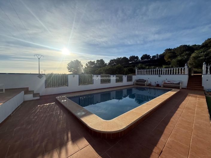 Image No.19-4 Bed Villa for sale