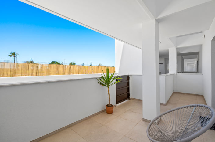 Image No.20-3 Bed Townhouse for sale