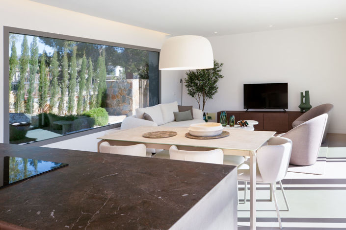 Image No.19-3 Bed Townhouse for sale