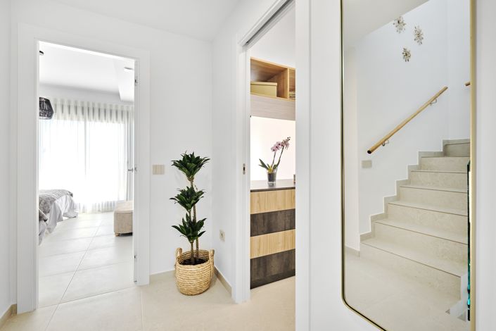 Image No.29-3 Bed Townhouse for sale