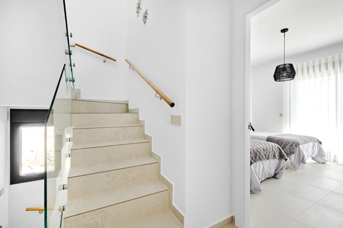 Image No.30-3 Bed Townhouse for sale