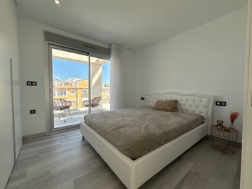 o1jkjepsq74sq1v9k1s1b15p918mdjp