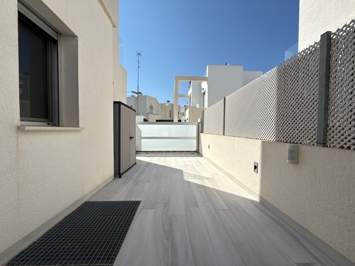 Image No.30-Villa de 4 chambres à vendre à Lomas de Cabo Roig