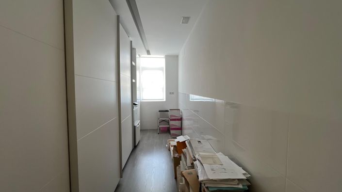 Image No.7-Commercial for sale