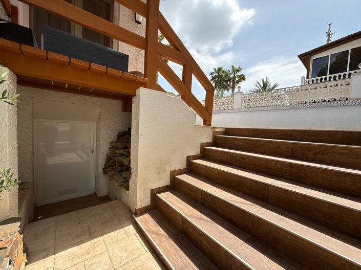Image No.16-2 Bed Villa for sale