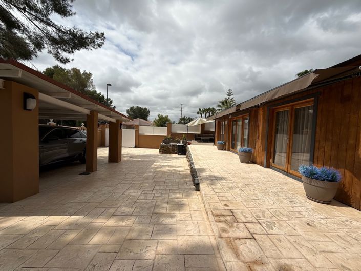 Image No.29-2 Bed Villa for sale
