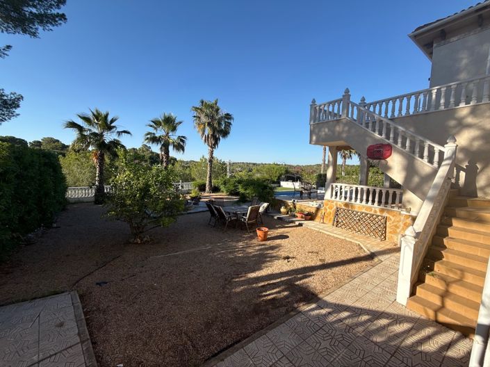 Image No.19-3 Bed Villa for sale