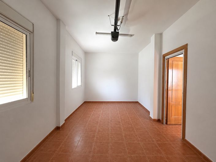 Image No.24-3 Bed Villa for sale