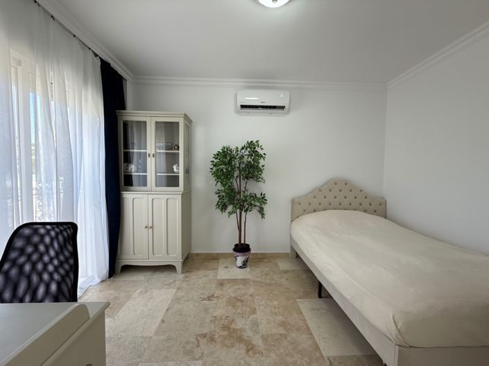 Image No.17-3 Bed Villa for sale