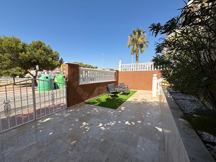 Image No.26-3 Bed Villa for sale