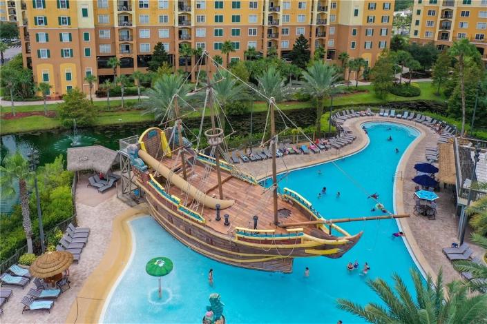 Image No.1-Condo de 2 chambres à vendre à Lake Buena Vista