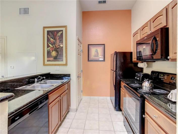 2 Bedrooms condo for sale in Lake Buena Vista Great Location Close