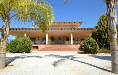Villa de 5 chambres à vendre à Callosa de Segura
