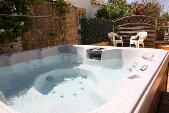 Image No.11-3 Bed Villa / Detached for sale