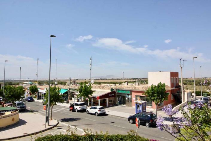 Image No.31-3 Bed Villa / Detached for sale