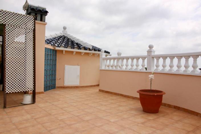Image No.28-3 Bed Villa / Detached for sale
