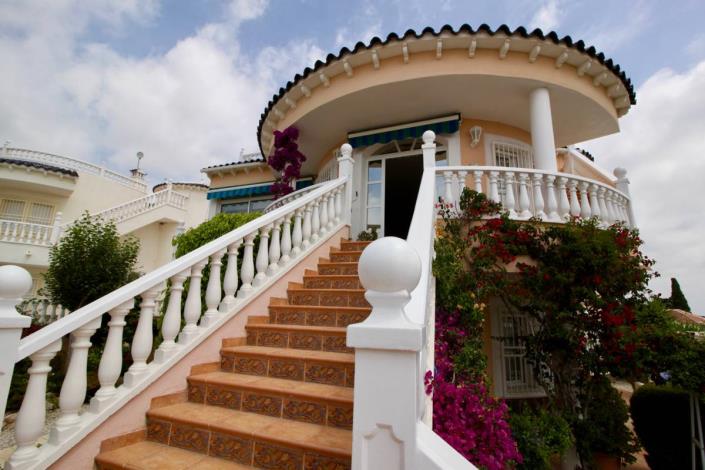 Image No.3-3 Bed Villa / Detached for sale