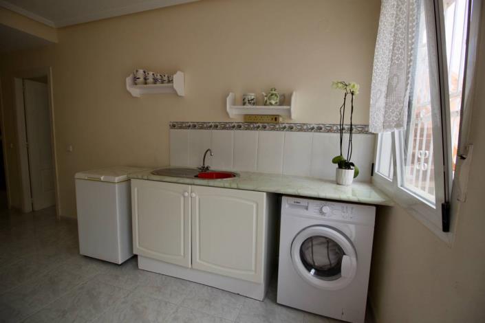 Image No.17-3 Bed Villa / Detached for sale