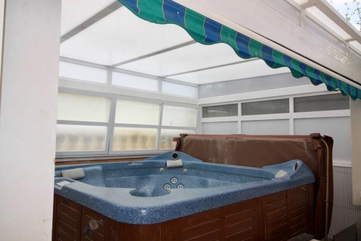 Image No.12-3 Bed Villa / Detached for sale