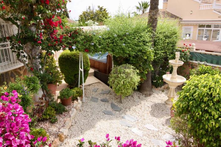 Image No.9-3 Bed Villa / Detached for sale