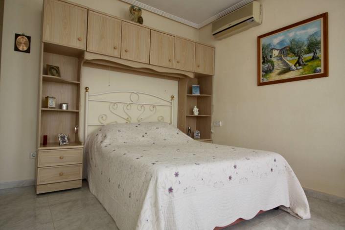 Image No.26-3 Bed Villa / Detached for sale