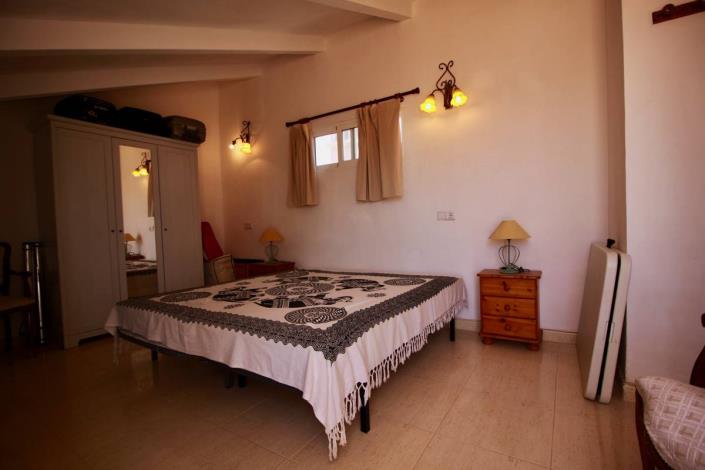 Image No.27-4 Bed Villa / Detached for sale