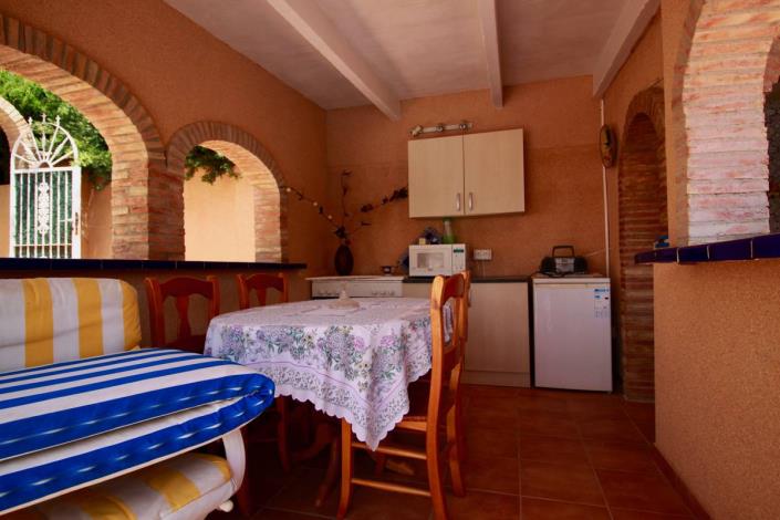 Image No.10-4 Bed Villa / Detached for sale