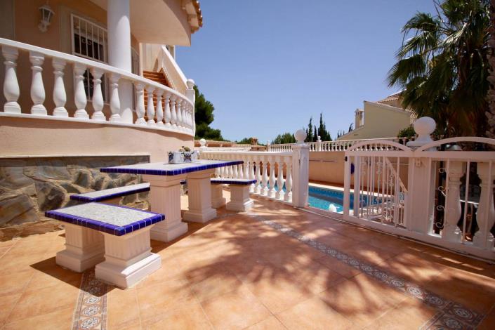Image No.6-4 Bed Villa / Detached for sale