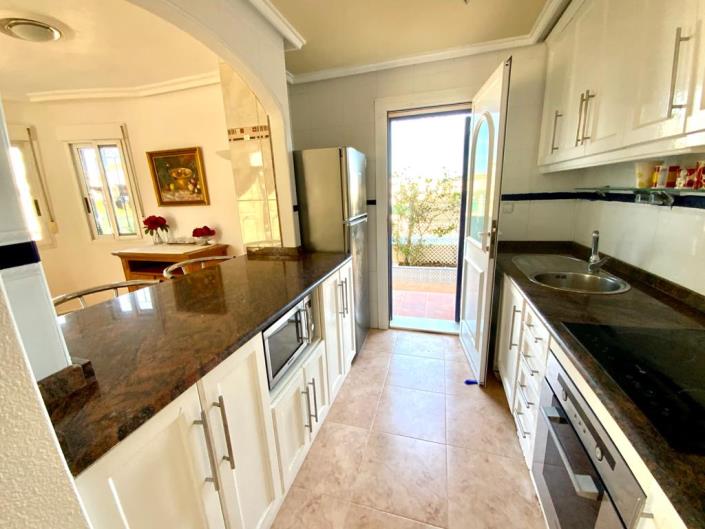 Image No.4-3 Bed Villa / Detached for sale