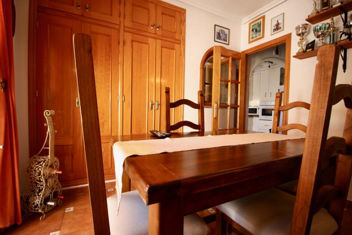 Image No.18-3 Bed Villa / Detached for sale