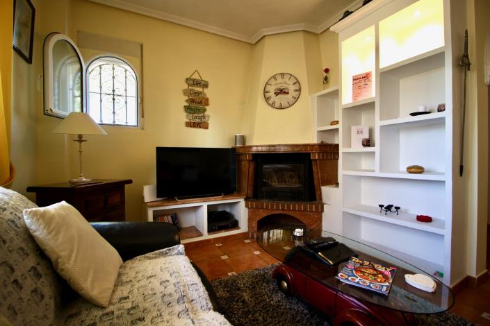 Image No.9-3 Bed Villa / Detached for sale