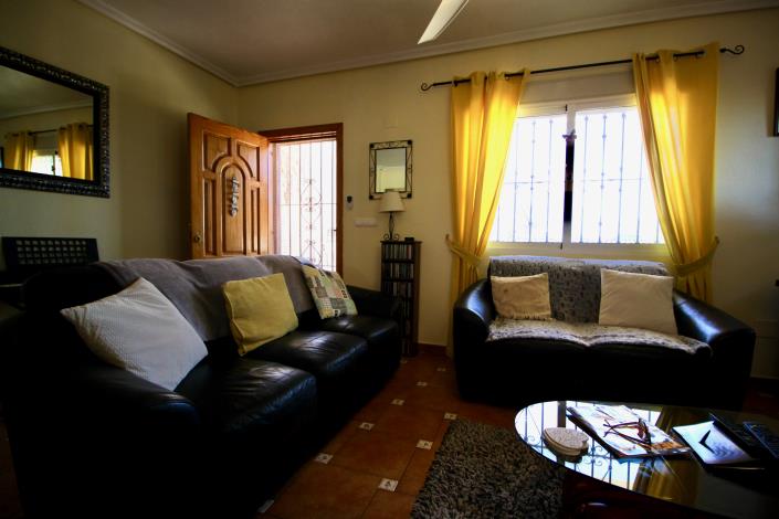 Image No.11-3 Bed Villa / Detached for sale