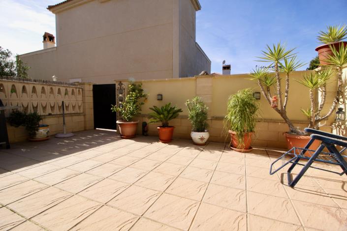 Image No.8-3 Bed Villa / Detached for sale