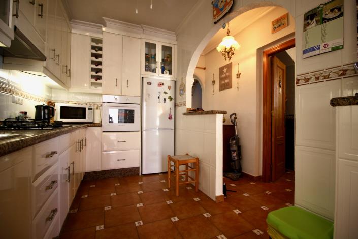 Image No.14-3 Bed Villa / Detached for sale