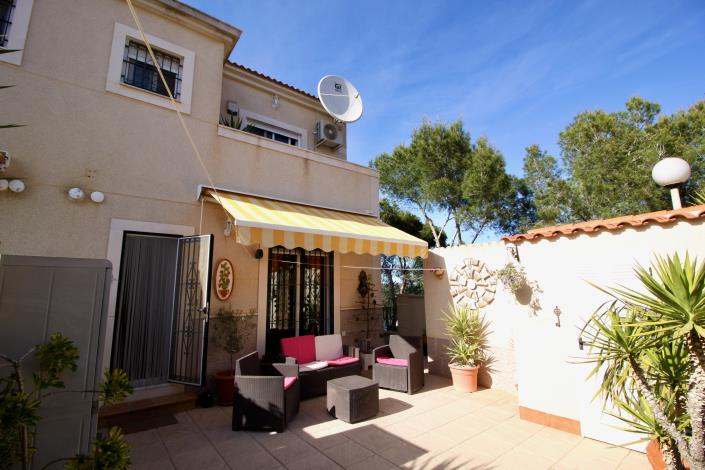 Image No.3-3 Bed Villa / Detached for sale