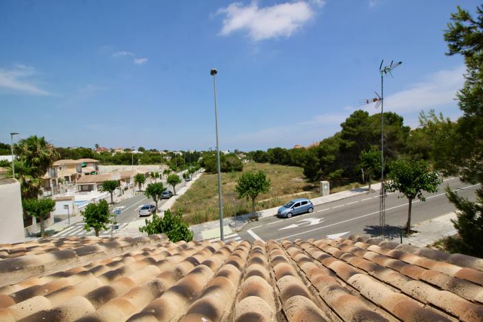 Image No.19-3 Bed Apartment for sale