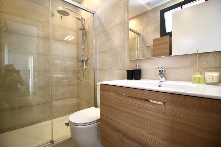 Image No.26-2 Bed Villa for sale