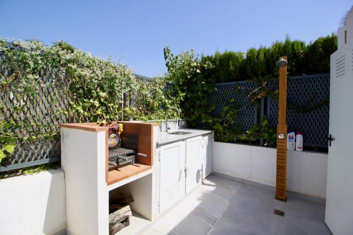 Image No.7-2 Bed Villa for sale