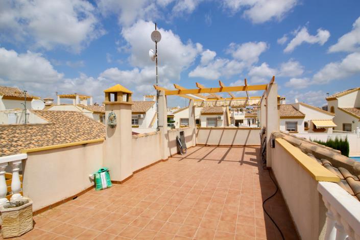 Image No.21-2 Bed Villa / Detached for sale