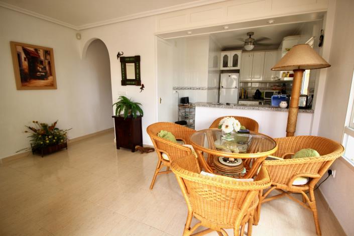 Image No.7-2 Bed Villa / Detached for sale